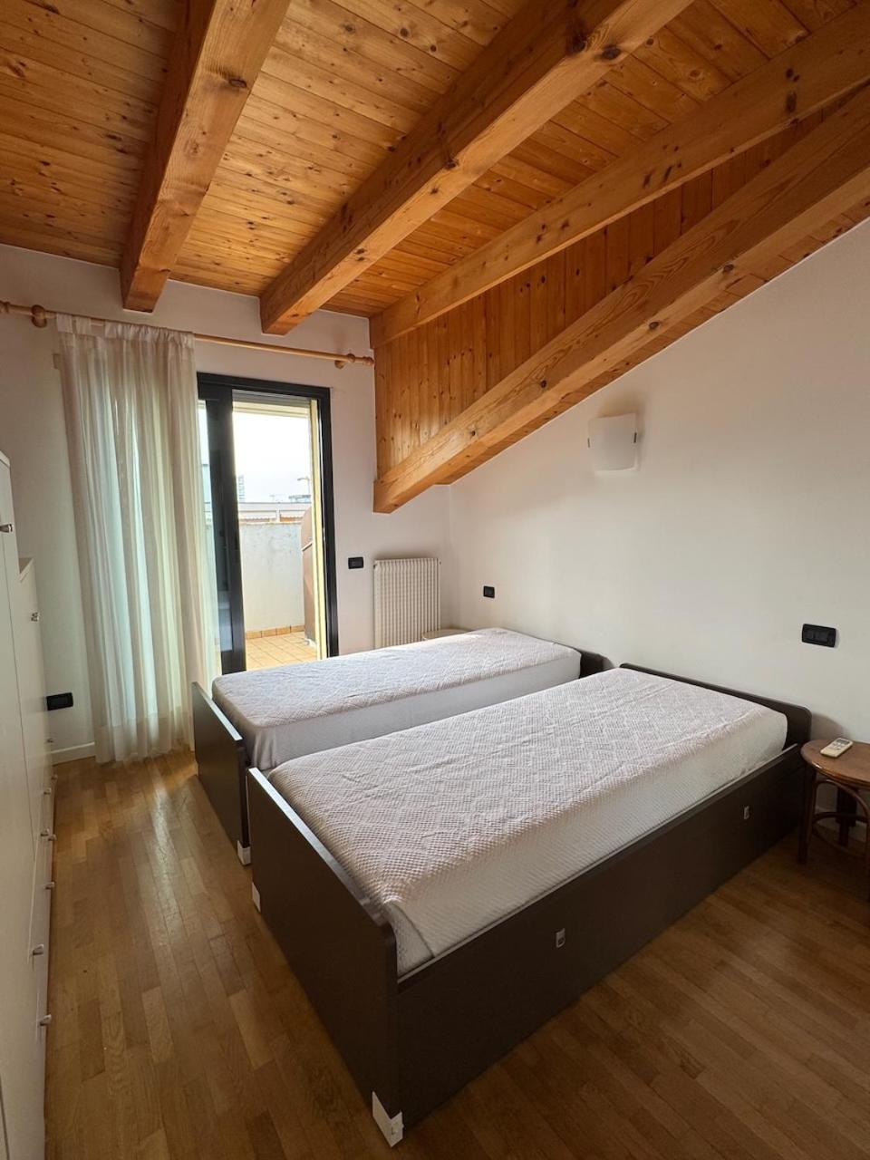 Ferienwohnung Marconi Deluxe Lido di Jesolo Exterior foto